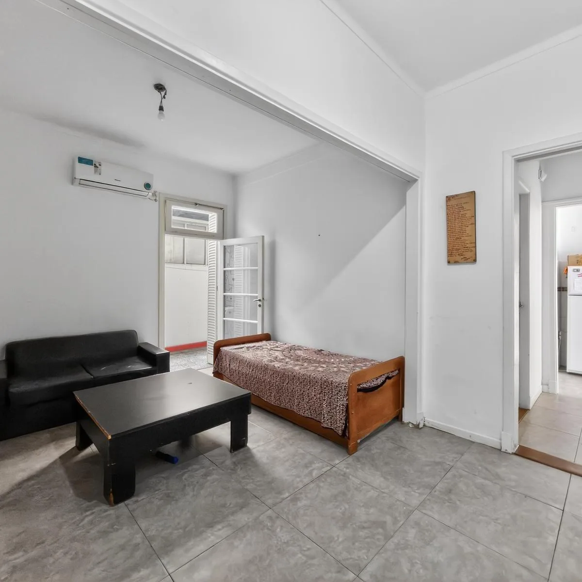 Two-room ground-floor apartment in Villa Urquiza