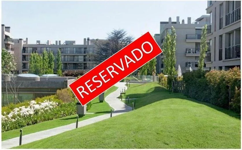 Two-bedroom apartment in San Isidro