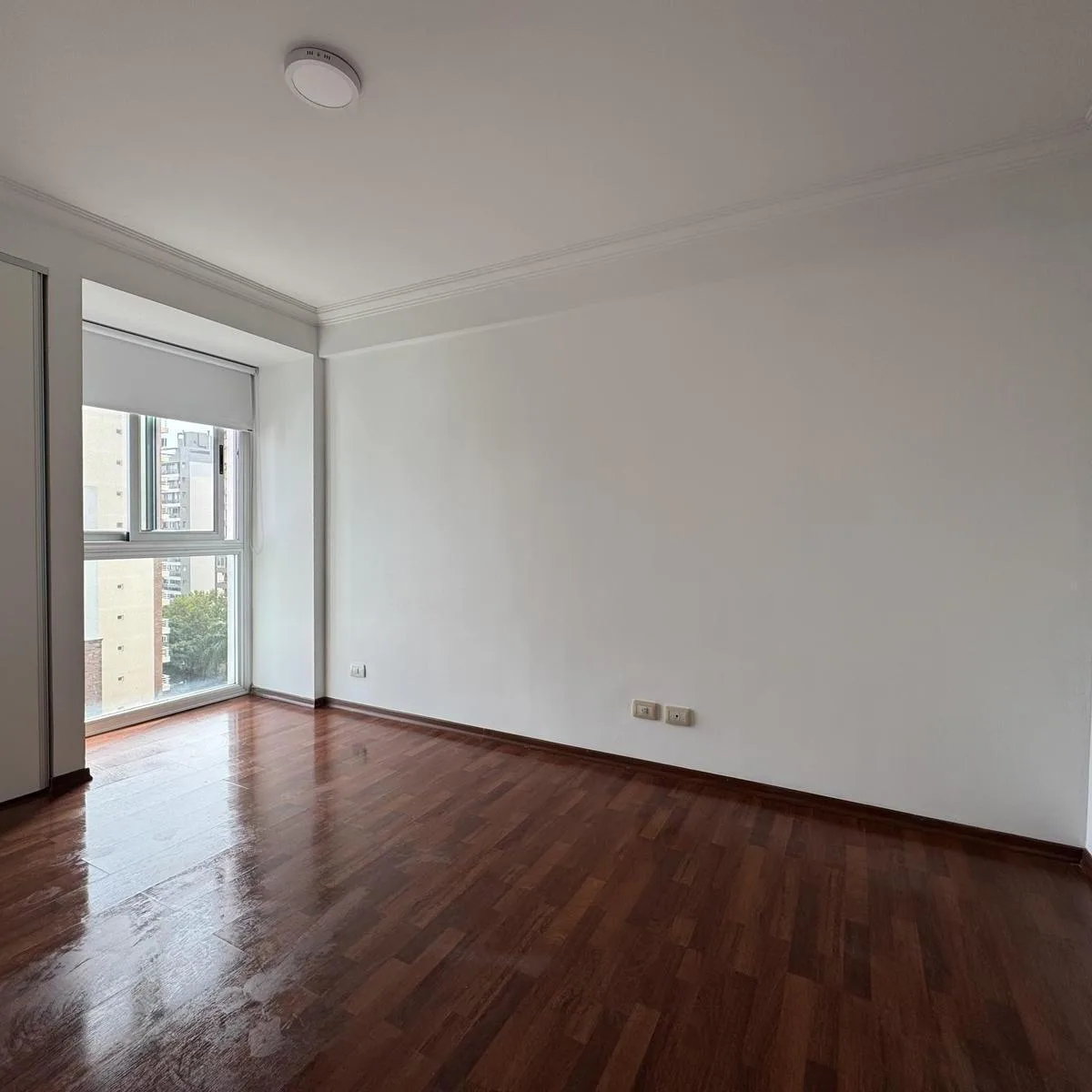 Two-bedroom apartment in Quilmes near Plaza Conesa