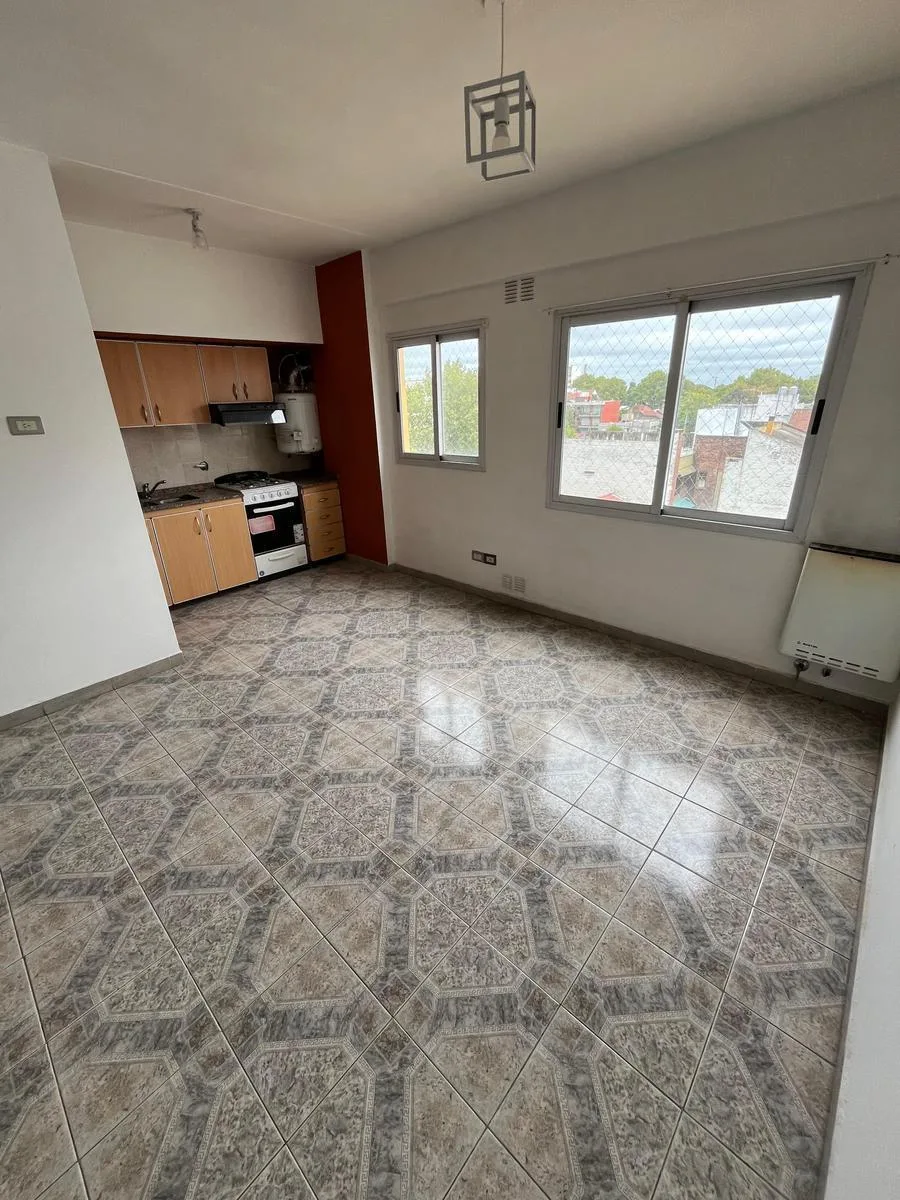 Departamento de 3 ambientes en Lomas de Zamora