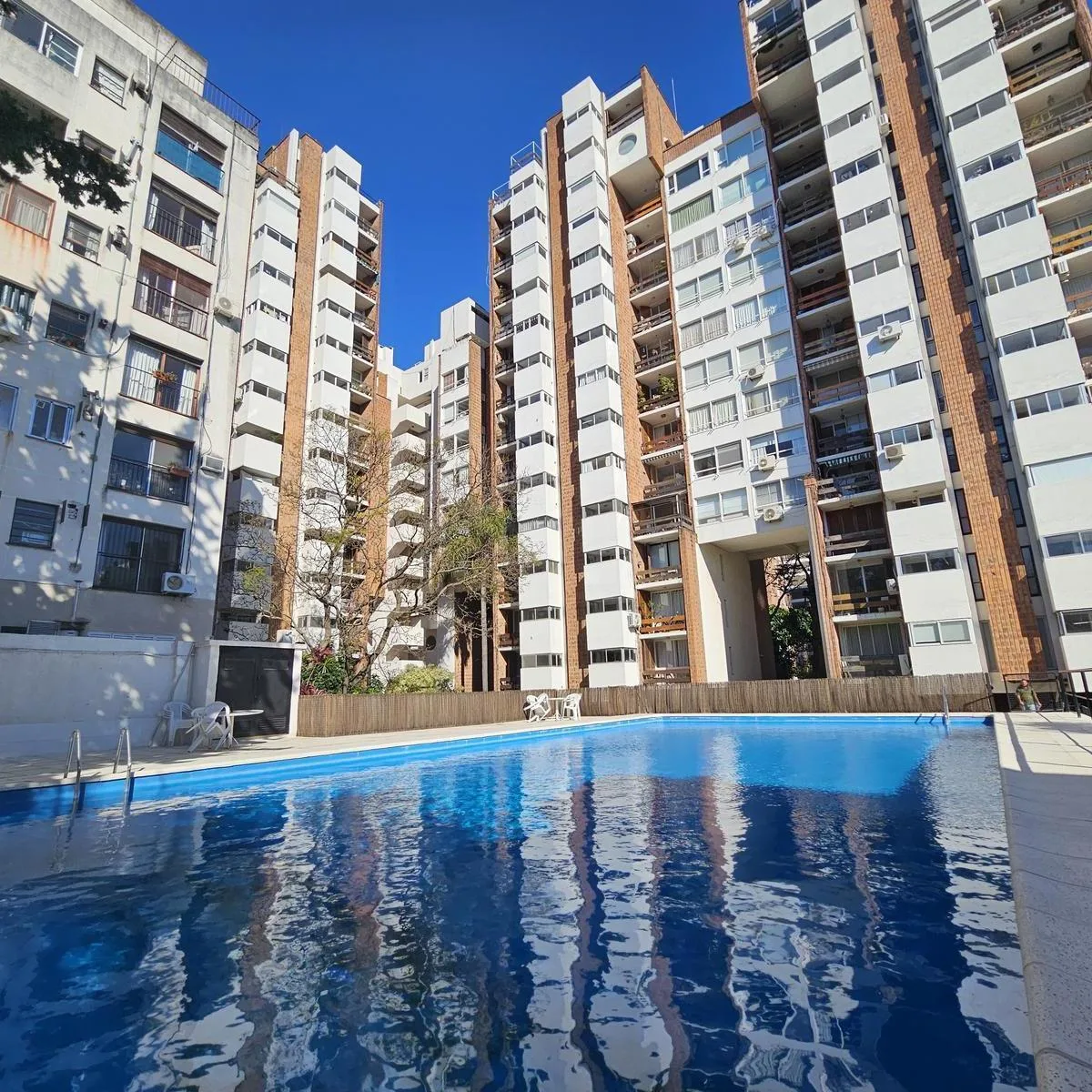 Departamento de 2 ambientes refaccionado en Martínez