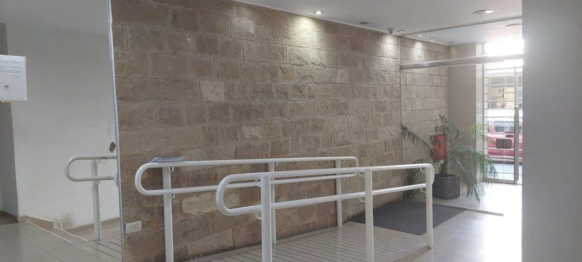 Квартира-студия с балконом в Flores