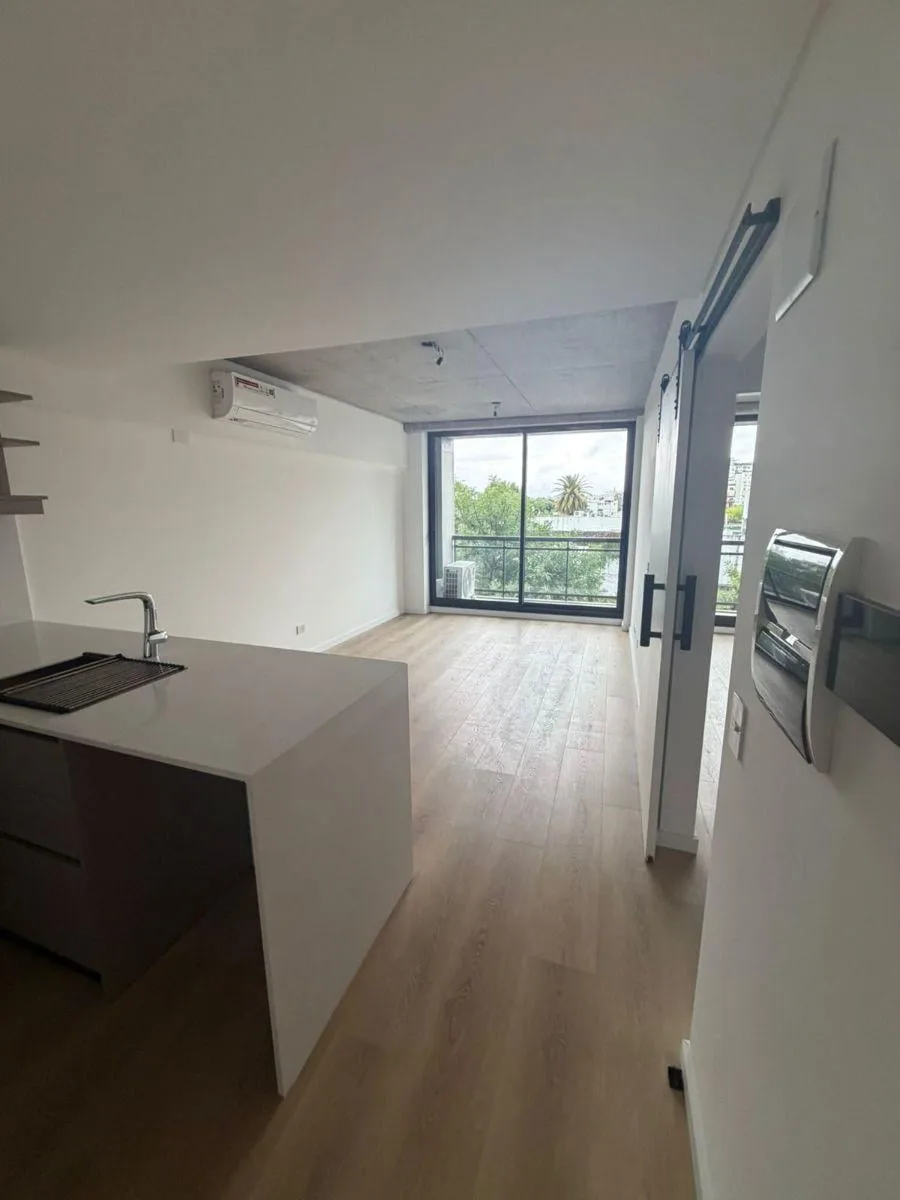 Departamento de 2 ambientes con balcón en Belgrano