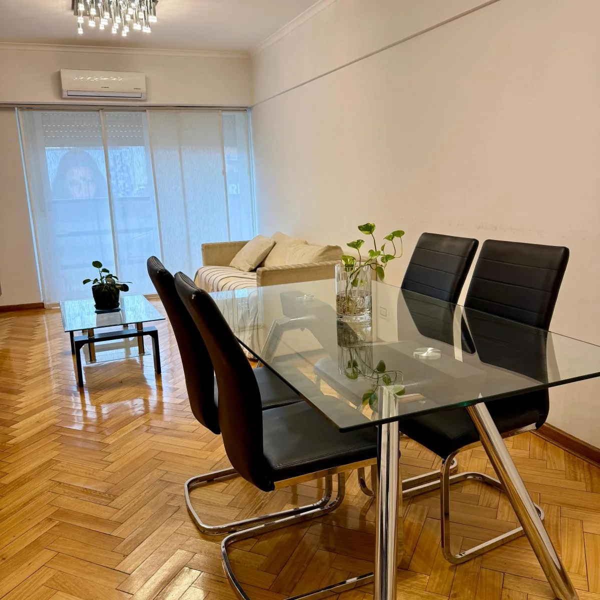 Two-bedroom apartment in Belgrano