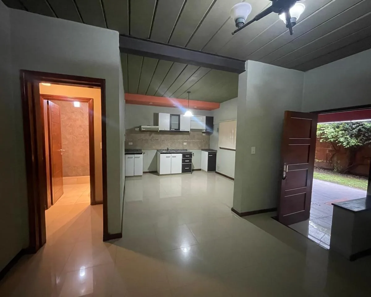 Apartamento de três ambientes com 2 quartos em Luján