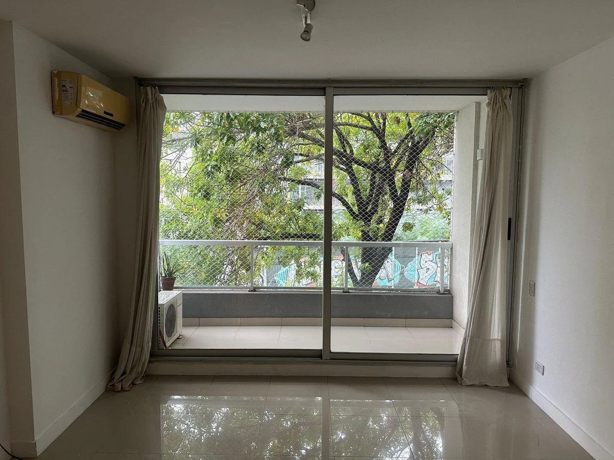 Monoambiente en alquiler en Belgrano con balcón