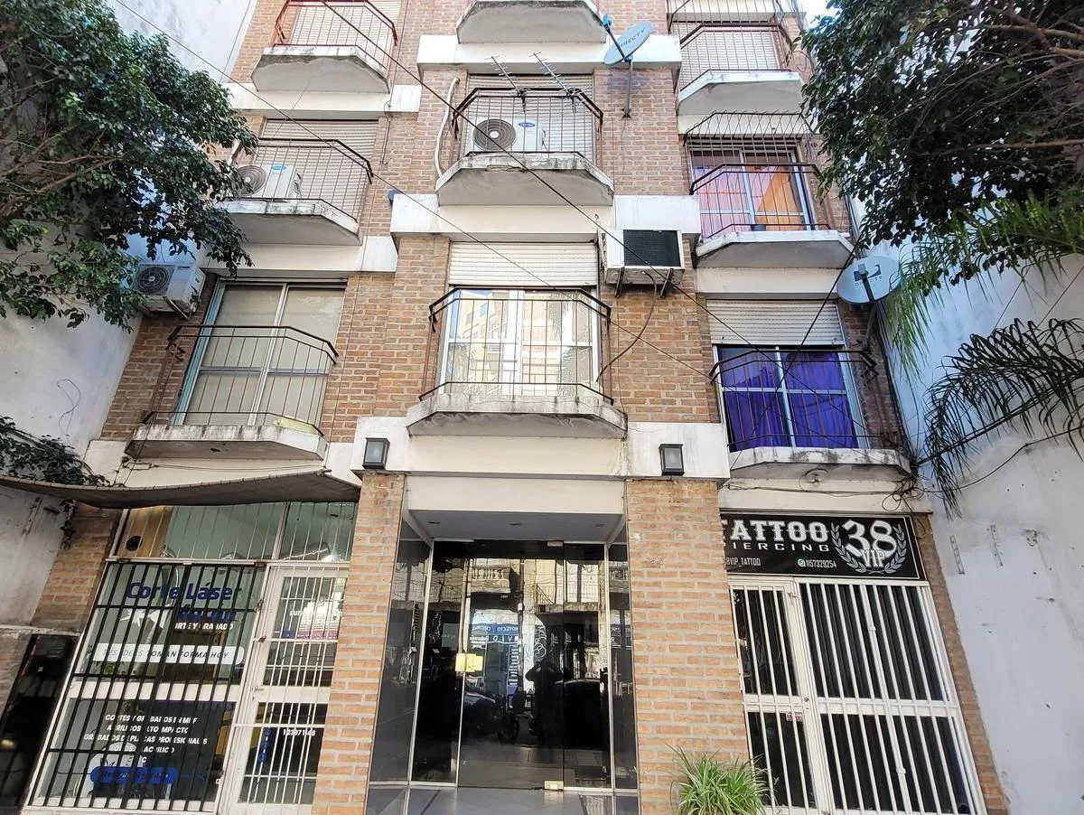 Studio apartment in Morón