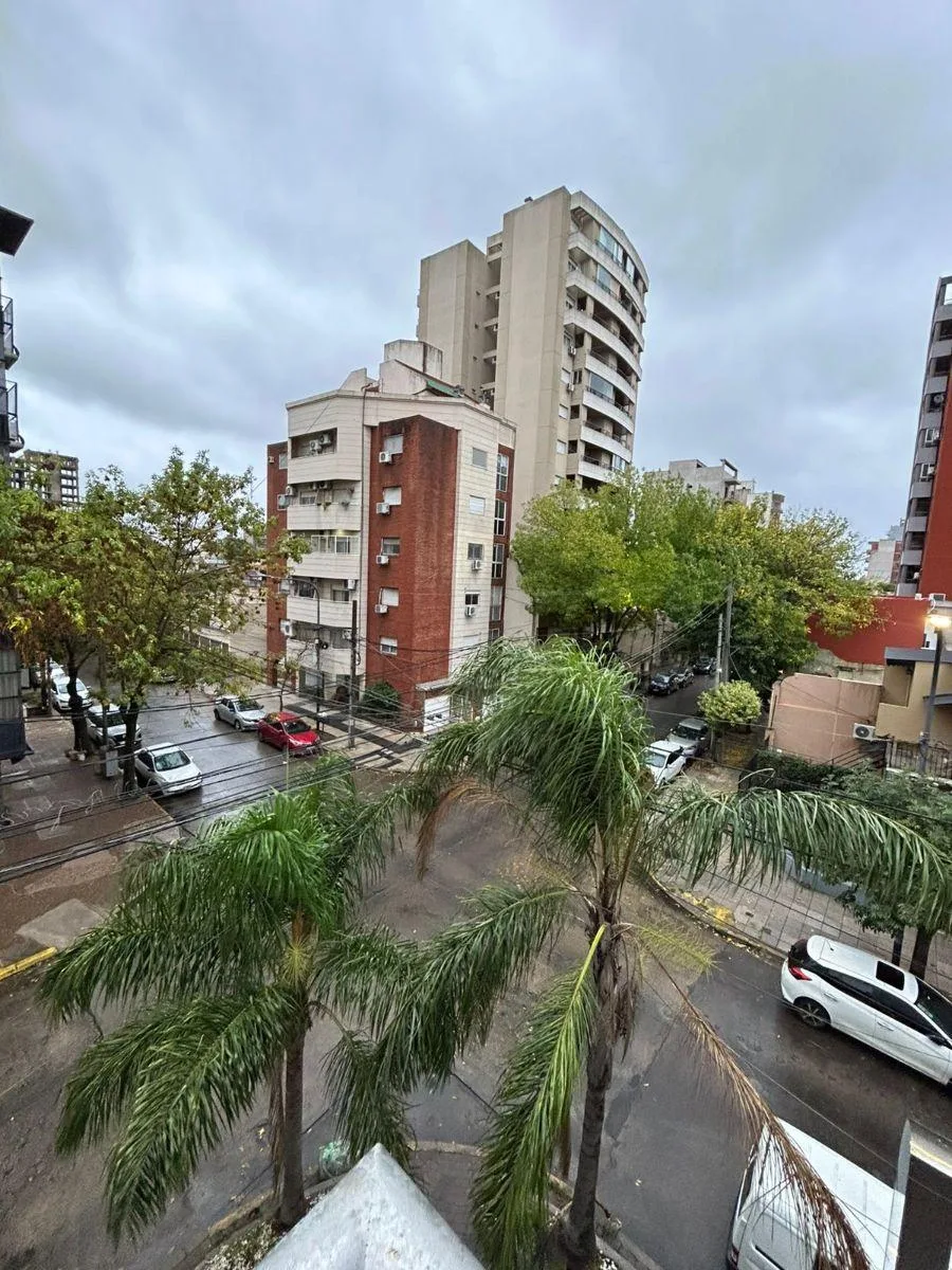 Apartamento de dois ambientes com 1 quarto para alugar em Lanús Este