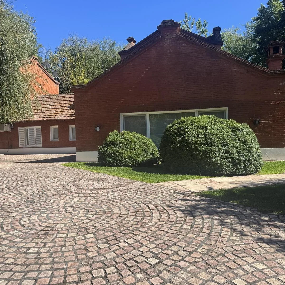 Пятикомнатный дом в Club de Campo La Martona