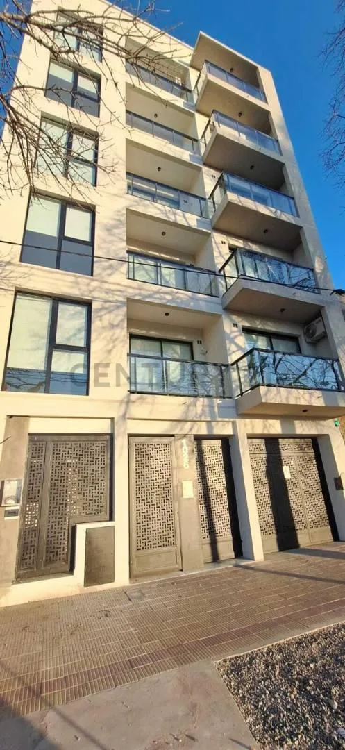 Studio apartment with balcony in La Plata