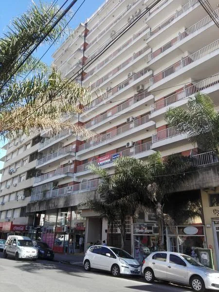Departamento de 3 ambientes en Lomas de Zamora