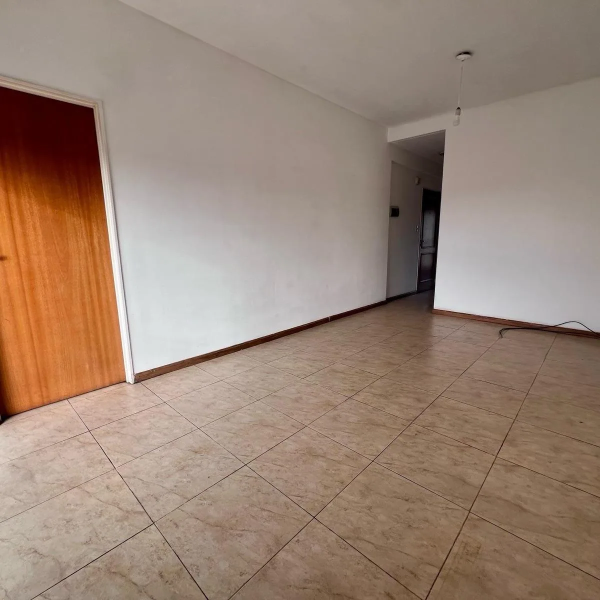 Apartamento de dois ambientes para alugar em Quilmes Centro