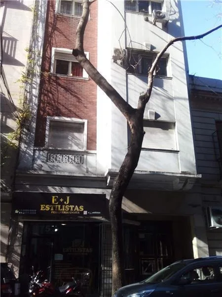 Apartamento de dois ambientes no bairro Florida