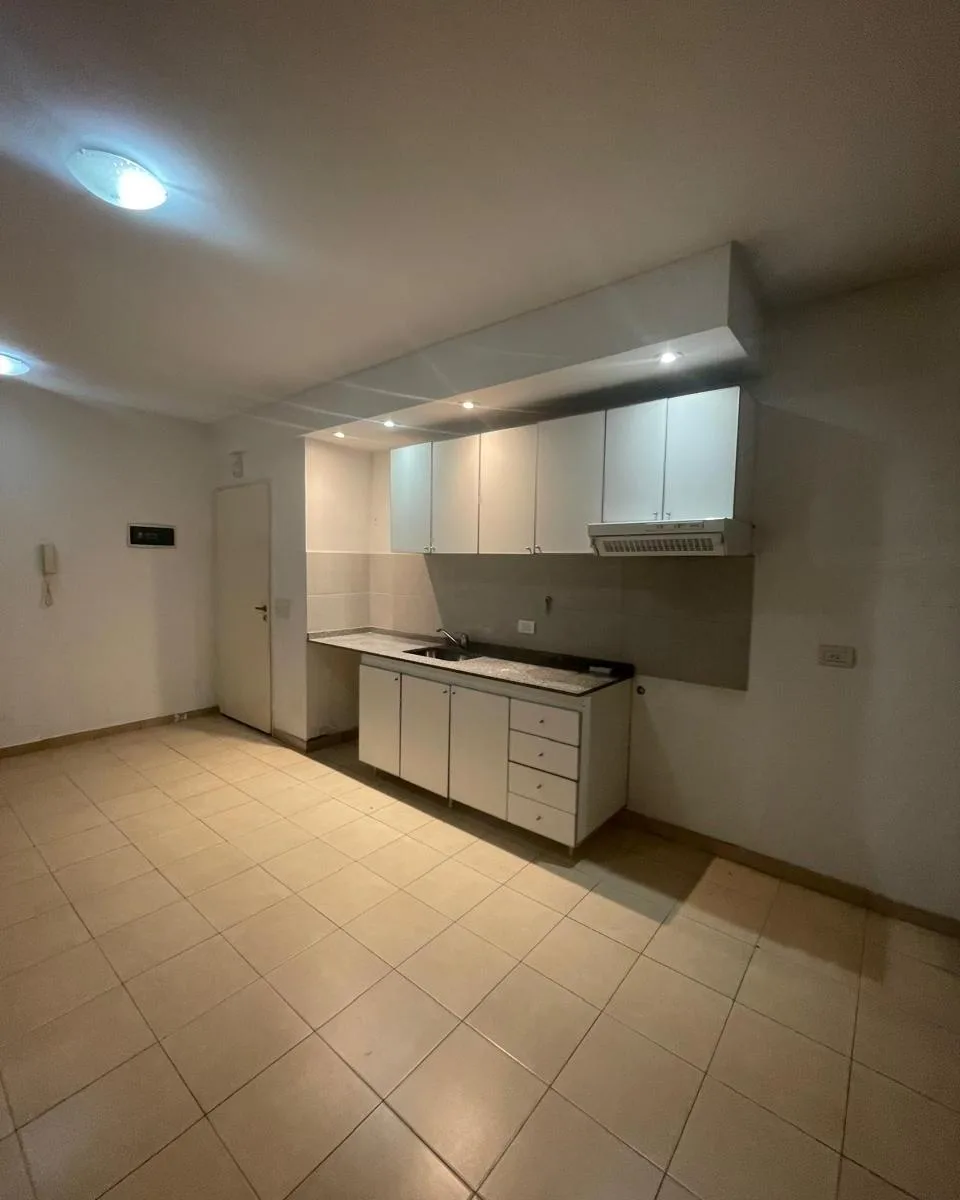 Monoambiente con balcón en Villa Urquiza