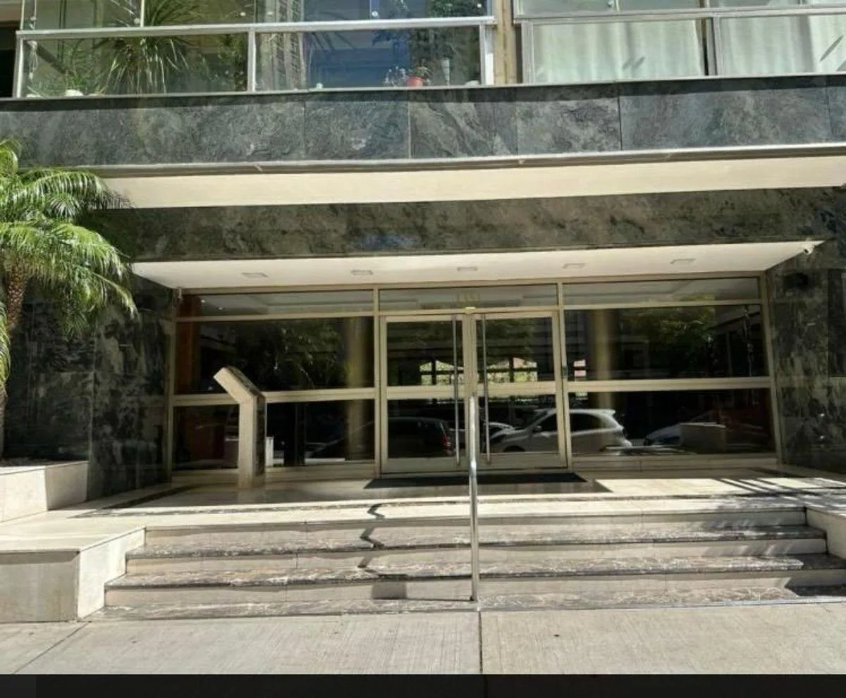 Apartamento de 3 ambientes sem mobília em Puerto Madero, com 2 dormitórios e vaga fixa