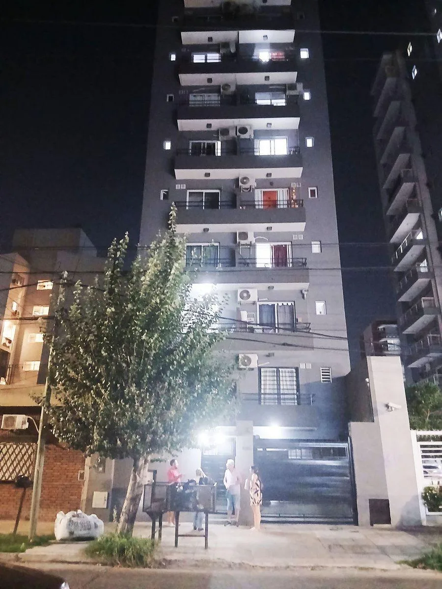 Apartamento de 2 ambientes no 8º andar em Caseros Norte