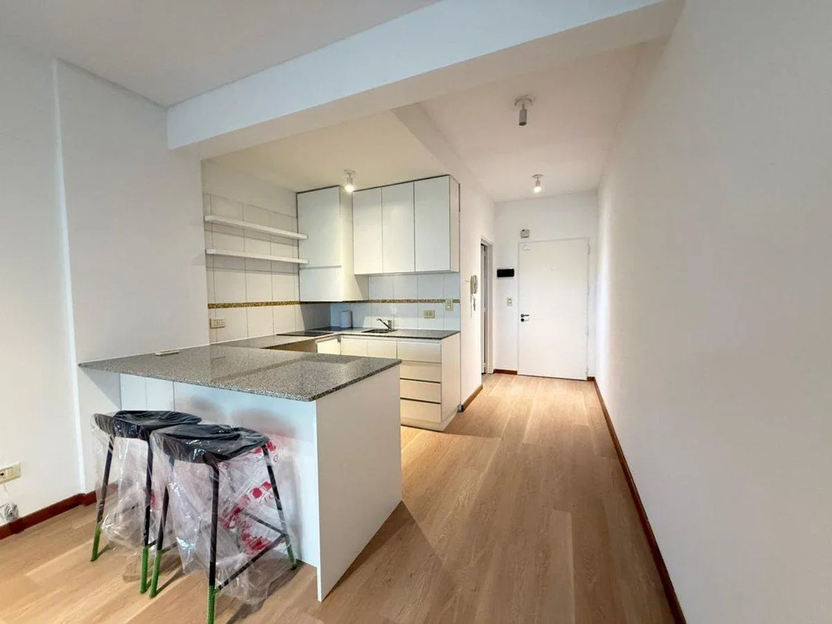 Monoambiente a estrenar con balcón en Parque Chas