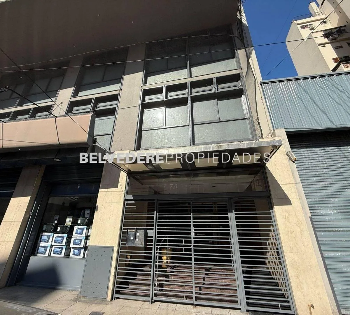 Apartamento de 2 dormitórios com varanda em Avellaneda Centro