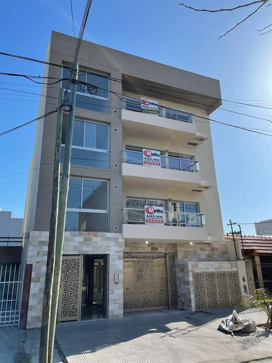 Kitnet novo em Tapiales para alugar em La Matanza