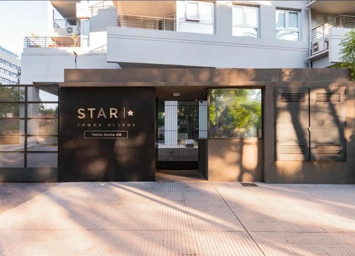 Apartamento de três dormitórios em Olivos
