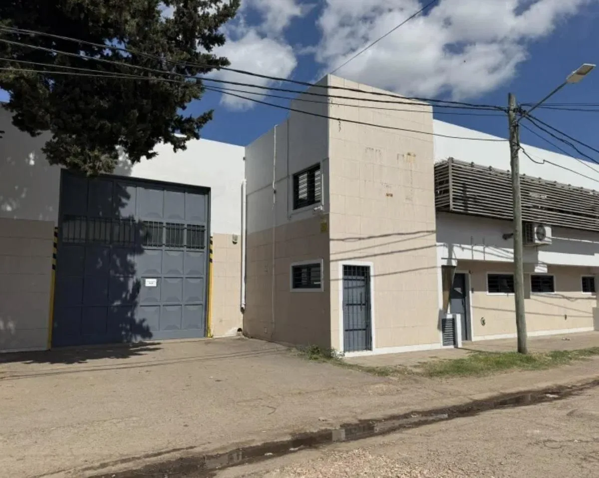 Depósito en Ituzaingó