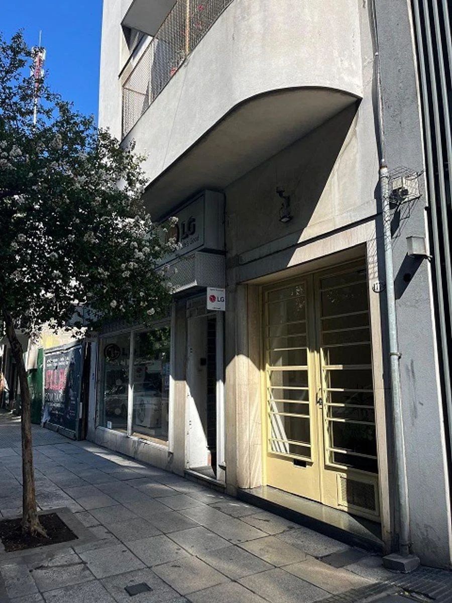 Apartamento de 2 quartos com varanda em Balvanera