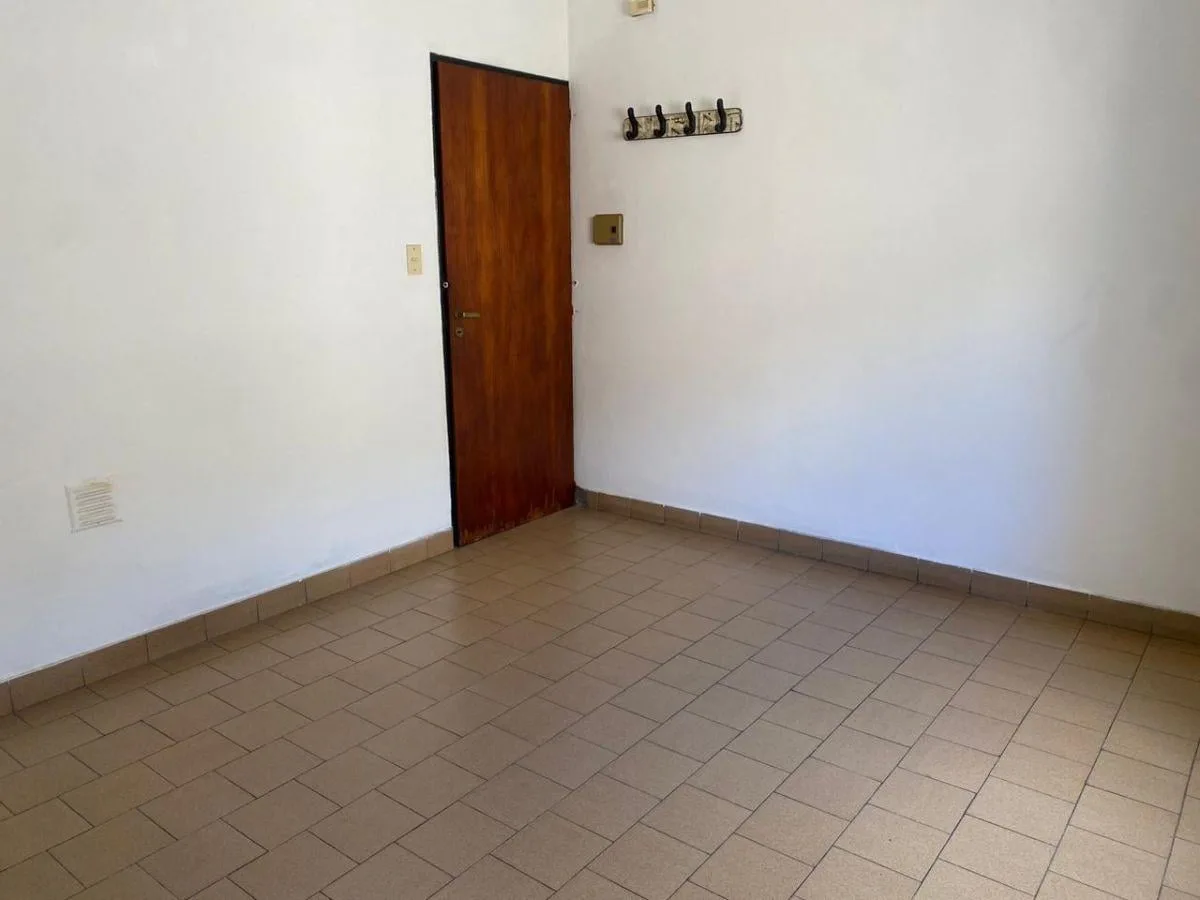 Apartamento de 1 quarto para alugar em La Plata