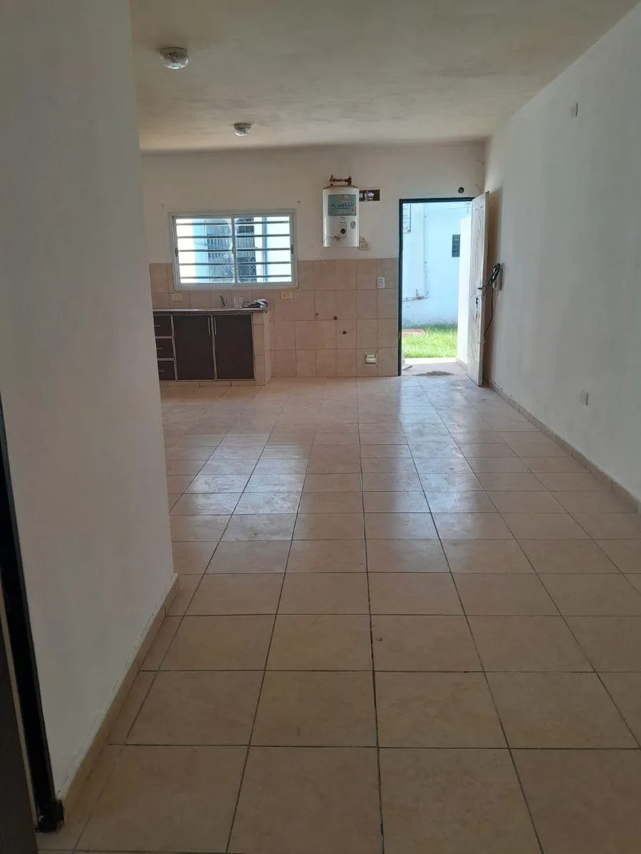 Departamento de 45 m&sup2; con 1 Ambiente en Alquiler en Berazategui