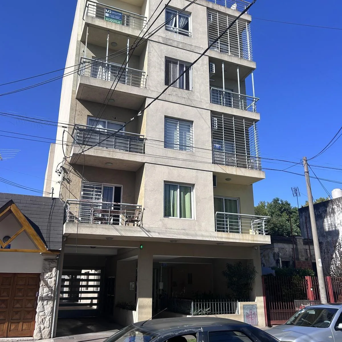 Apartamento de dois ambientes com 1 quarto no centro de Merlo
