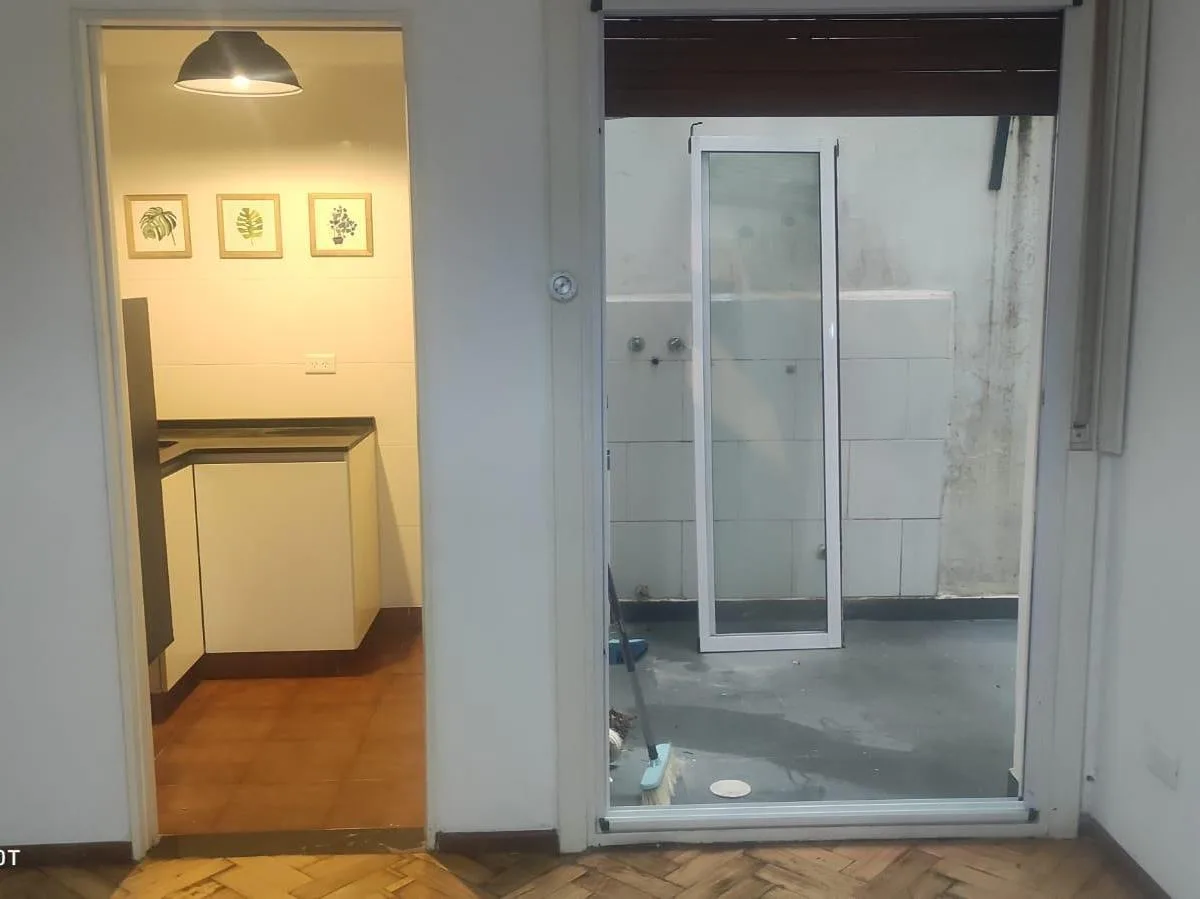 Two-room apartment with patio in Belgrano