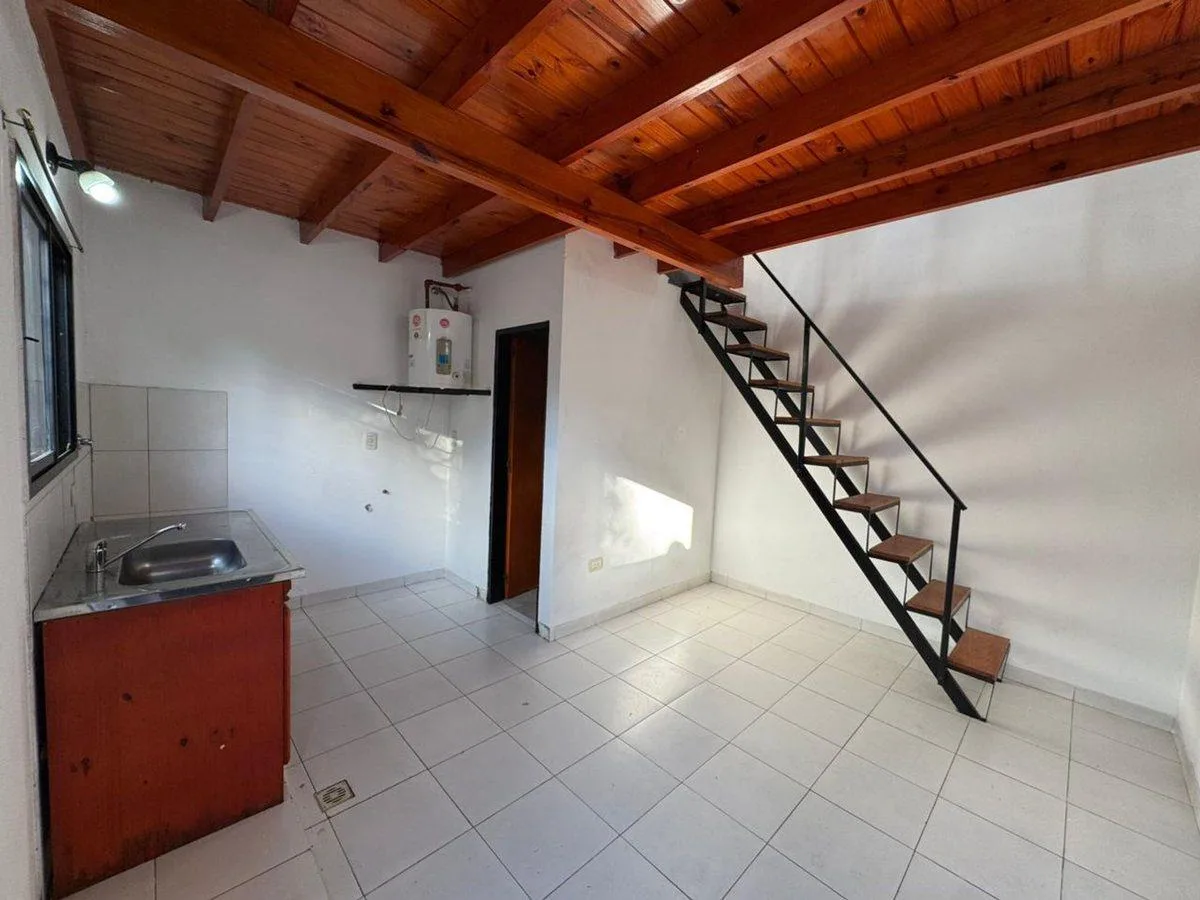 Alquiler Duplex 2 Ambientes con Cochera - Escobar