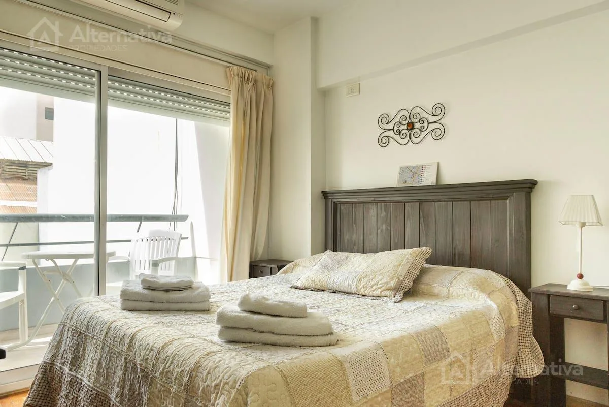 Furnished studio apartment in Recoleta