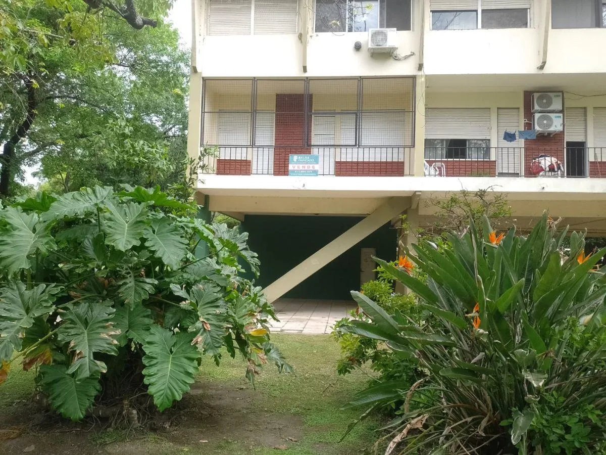 Dúplex de 3 ambientes en Barrio Mariano Moreno B1