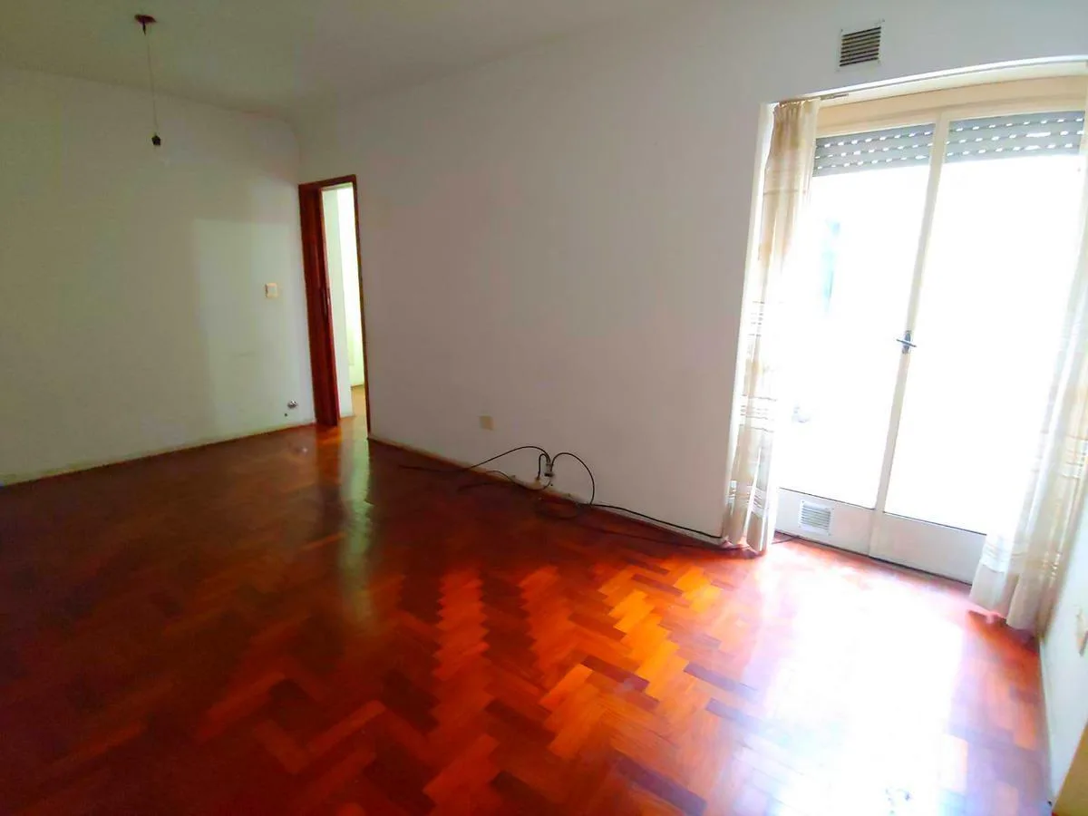 Apartamento studio com pátio em Villa General Mitre