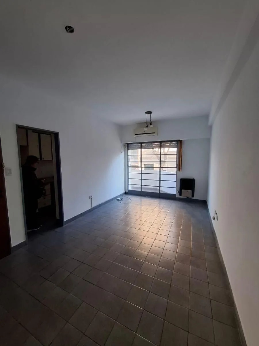Apartamento de 2 quartos para alugar em La Plata
