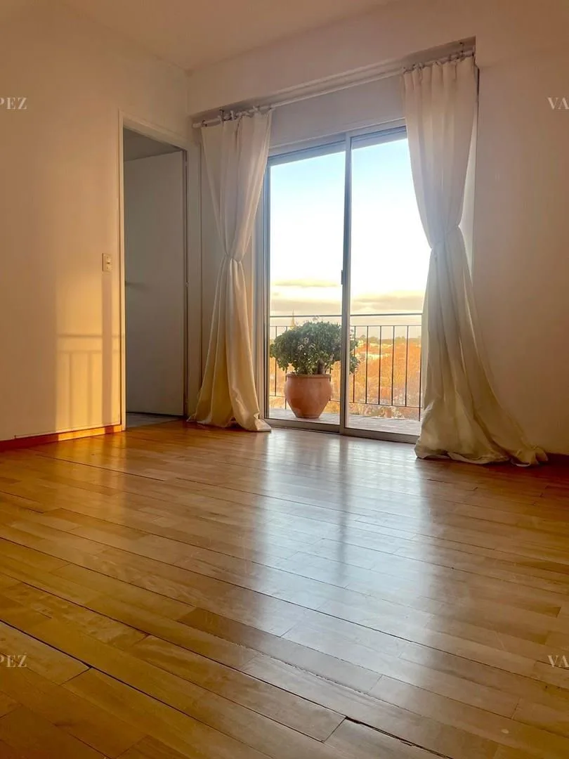 Departamento de 2 ambientes en San Isidro con vista al Río de la Plata