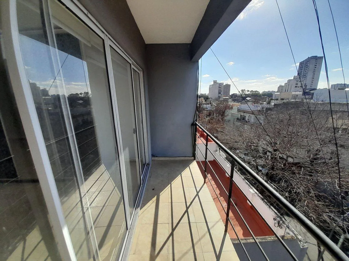 Professional studio apartment in Floresta