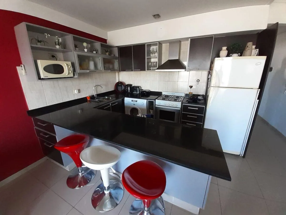 Квартира с 1 спальней с окнами на улицу в Villa Dominico