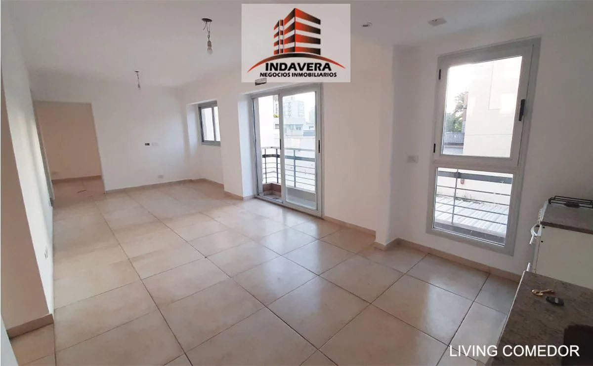 Hermoso Depto 2 Amb 42 m&sup2; - Muy Luminoso – Caseros Centro