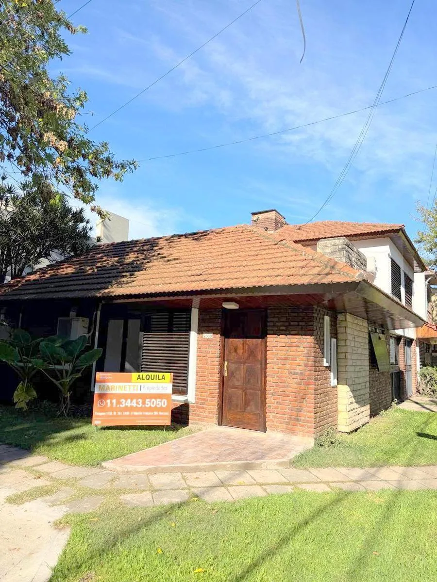 Casa PH reformada com 2 dormitórios em Vicente López