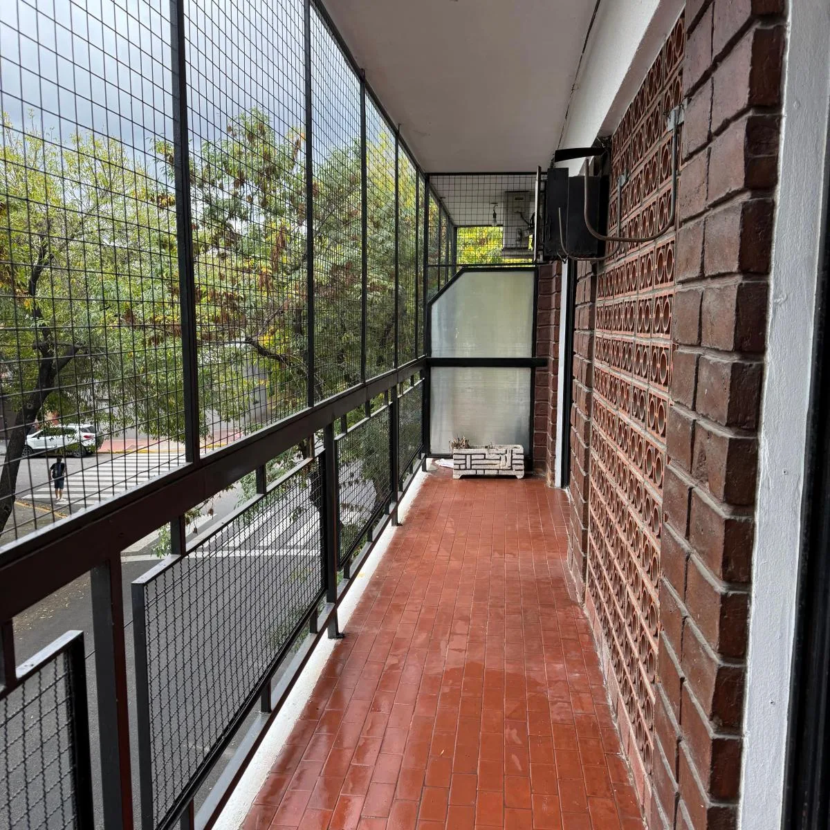 Departamento de 2 ambientes con balcón corrido en Parque Patricios