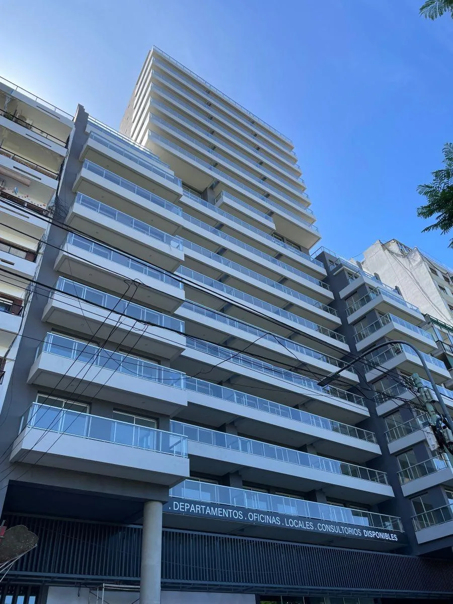 Apartamento de dois ambientes com terraço e vaga fixa em Recoleta