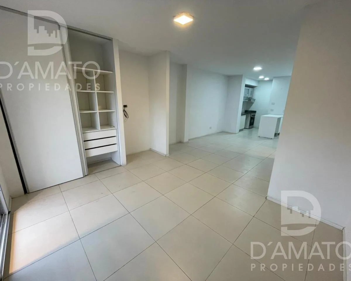 Kitnet dividível em Monte Castro