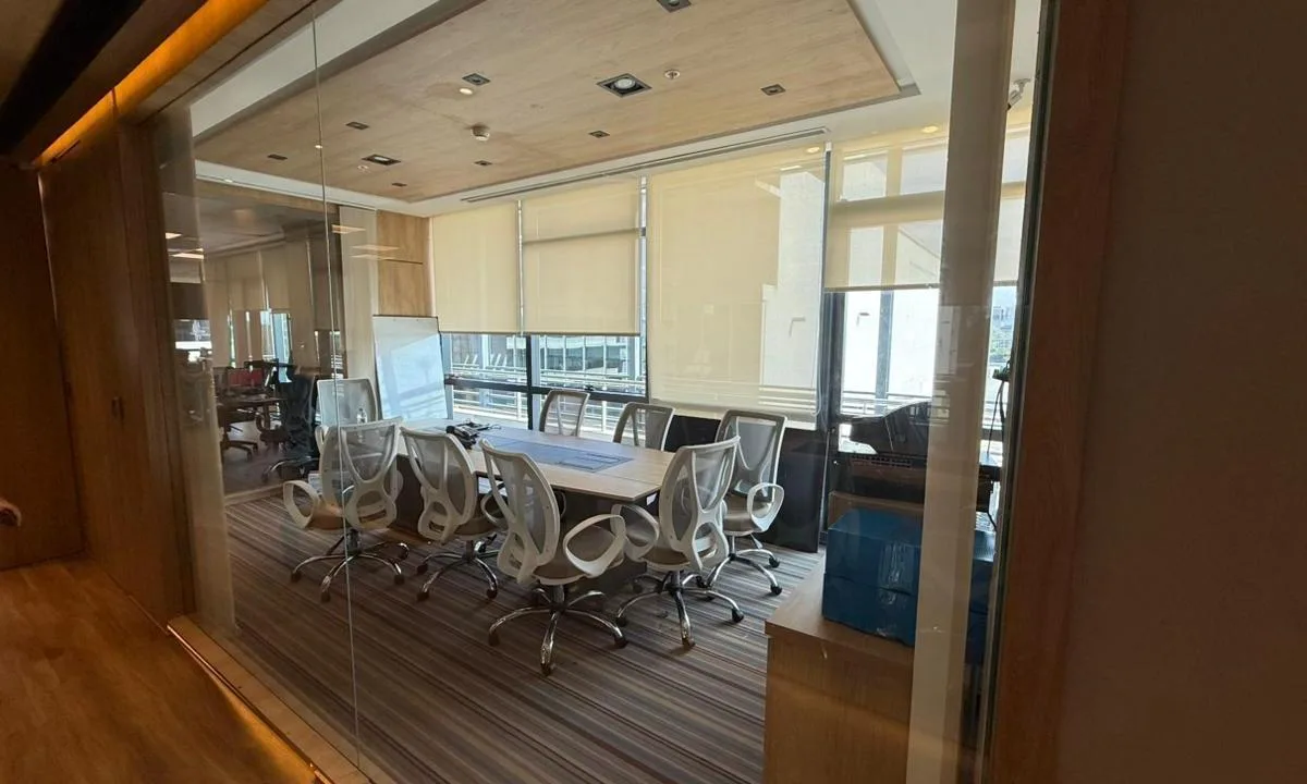 Alquiler Al Rio Docks, Oficina 217 m&sup2; - 3 Cocheras