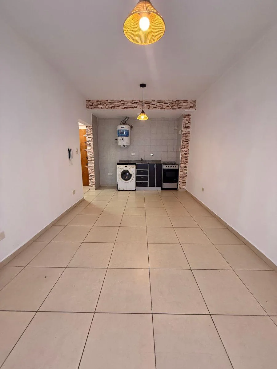 Departamento de 2 ambientes en Morón