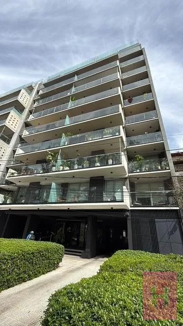 Furnished one-bedroom apartment with balconies in Vicente López (Olivos)