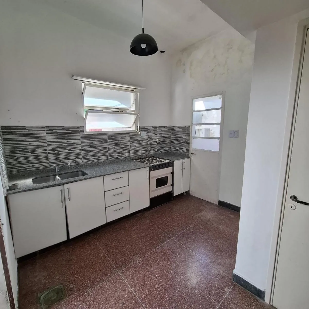 Two-room PH with private patio in General San Martín