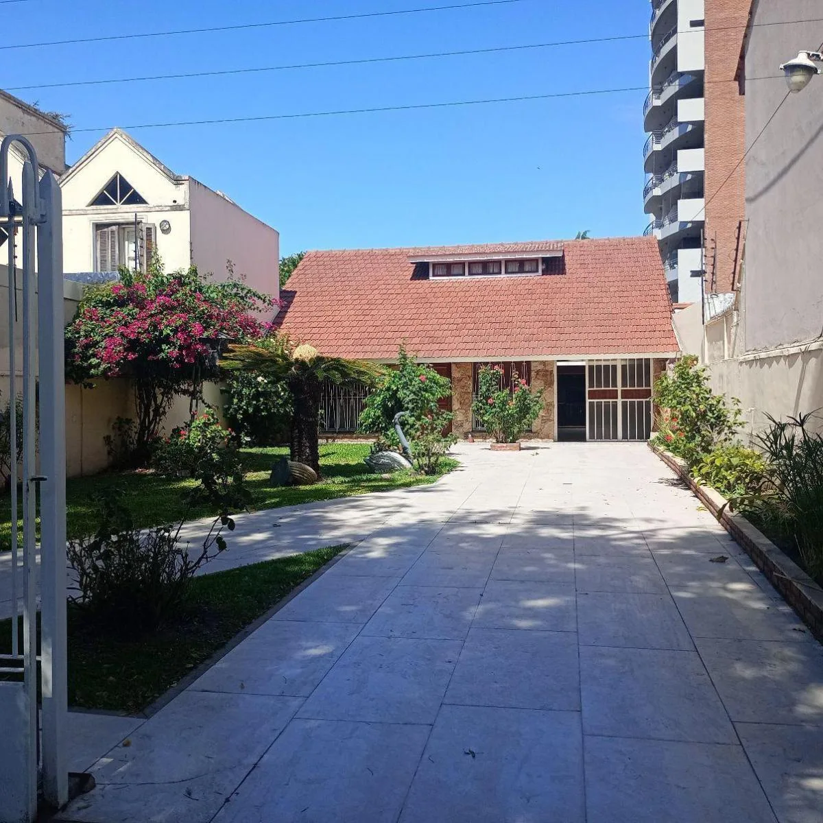 Casa de 3 dormitórios em Monte Grande