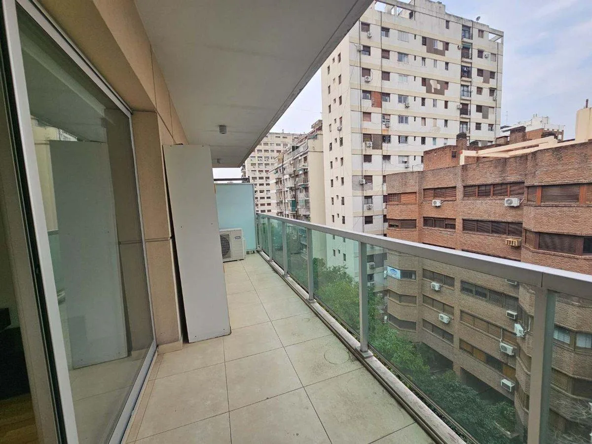 Departamento de 2 ambientes con cochera en Belgrano
