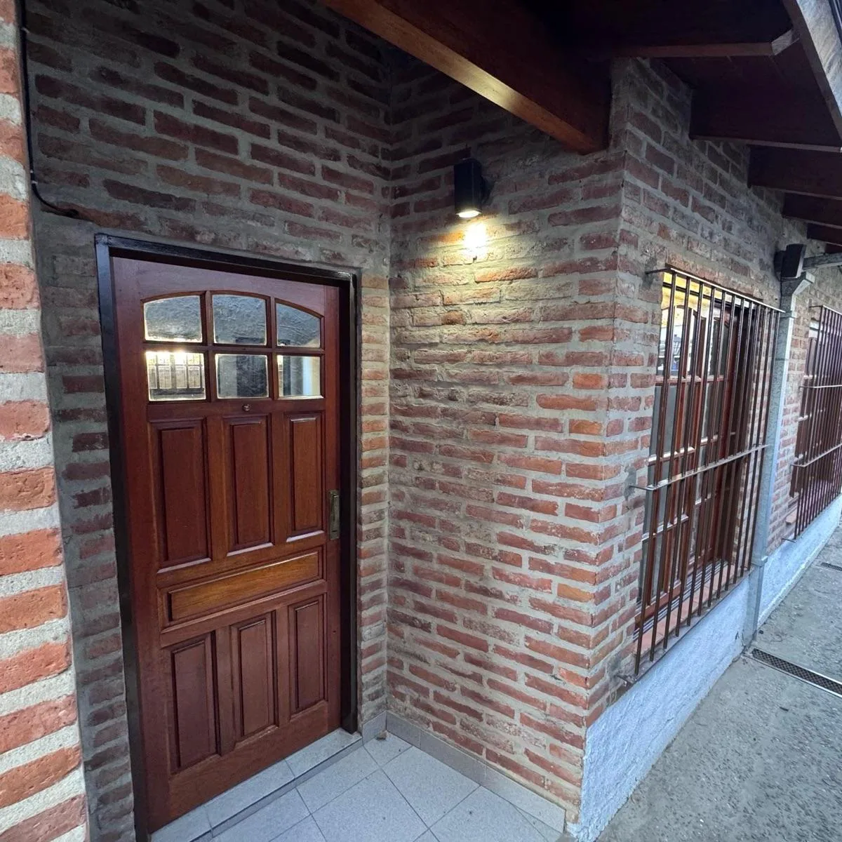 PH de três ambientes com pátio em San Miguel Centro